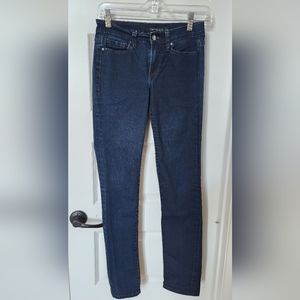 Women's Calvin Klein size 4 skinny jeans, like new